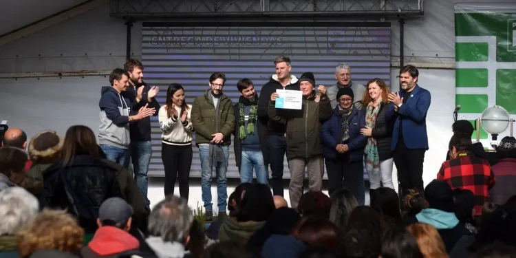 Entrega de viviendas en Gesell