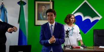 Juan Ibarguren asume como intendente