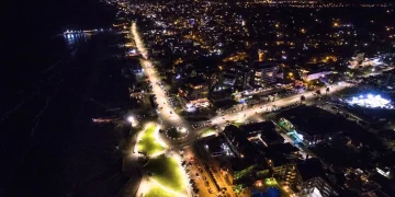 El municipio debate sobre la habilitación de bailables en la playa