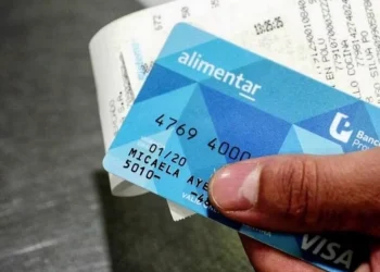 El Gobierno oficializó el aumento de la Tarjeta Alimentar