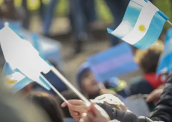 Vuelve a Pinamar el desfile oficial por el Día de la Independencia