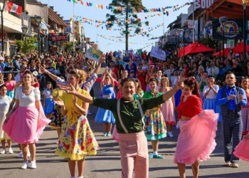 Villa Gesell celebra la 43° Fiesta Nacional de la Diversidad Cultural
