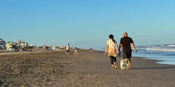 Turismo emisivo impacta la balanza de servicios y desafía a destinos locales