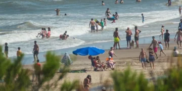 “Miles de familias argentinas eligieron Pinamar en el inicio de 2025”