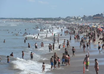 Cayó el turismo receptivo en Argentina y creció el emisivo