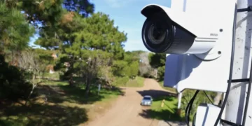 Villa Gesell refuerza la seguridad con 20 nuevas cámaras en zonas clave
