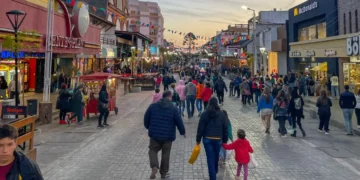 Villa Gesell lanzó una campaña para pedir el traslado del feriado del 12 de octubre