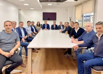 Ibarguren participó de una reunión del PRO con Santilli