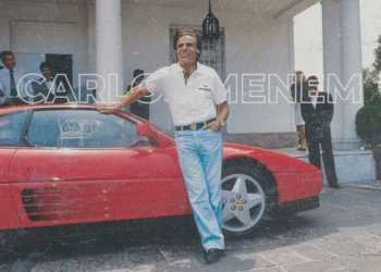 El viaje de Menem a Pinamar y la postal más extrema de los años noventa