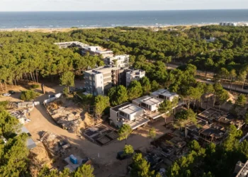 Pinamar más allá del verano: cómo la ciudad empezó a pensarse para quedarse